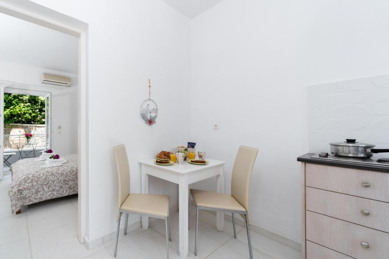 Aparthotel Averto Corfu 3*